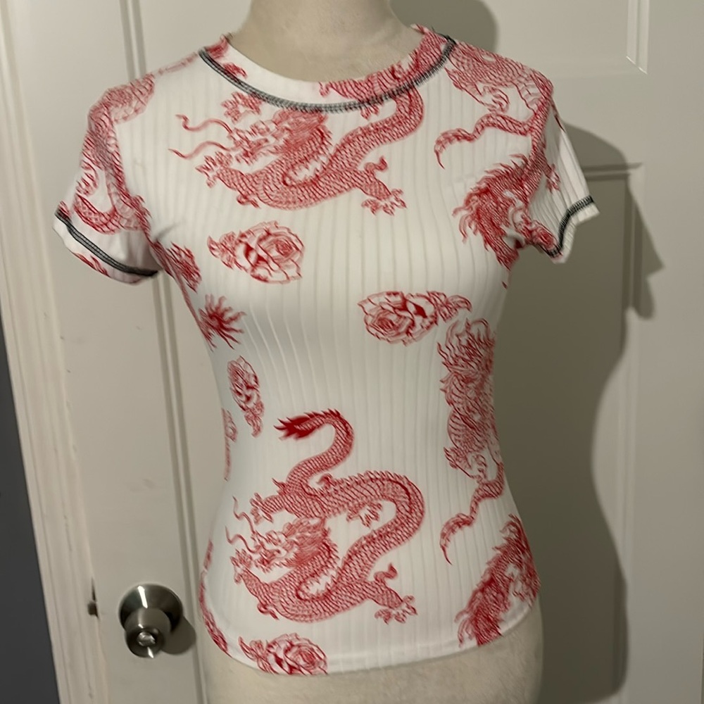Rue 21 Dragon Top